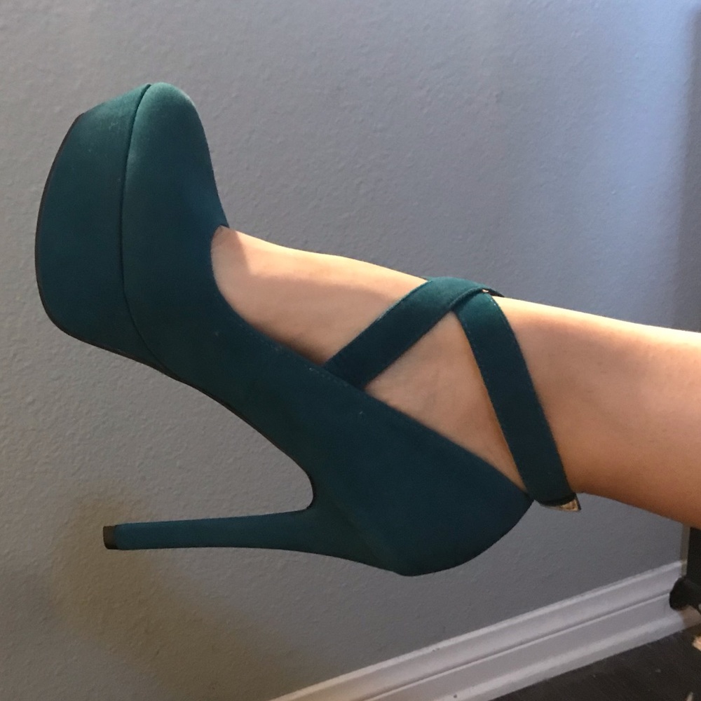 Platform heels size 6/6.5